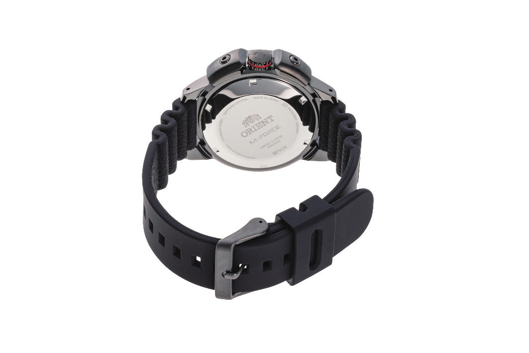 ساعة ORIENT RA-AC0L09R M-FORCE الرياضية الأوتوماتيكية للرجال بسوار من السيليكون