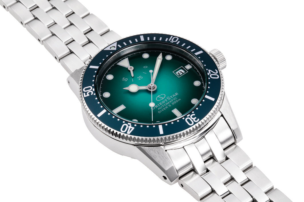 ساعة ORIENT STAR RE-AU0602E كلاسيكية أوتوماتيكية للرجال بسوار معدني